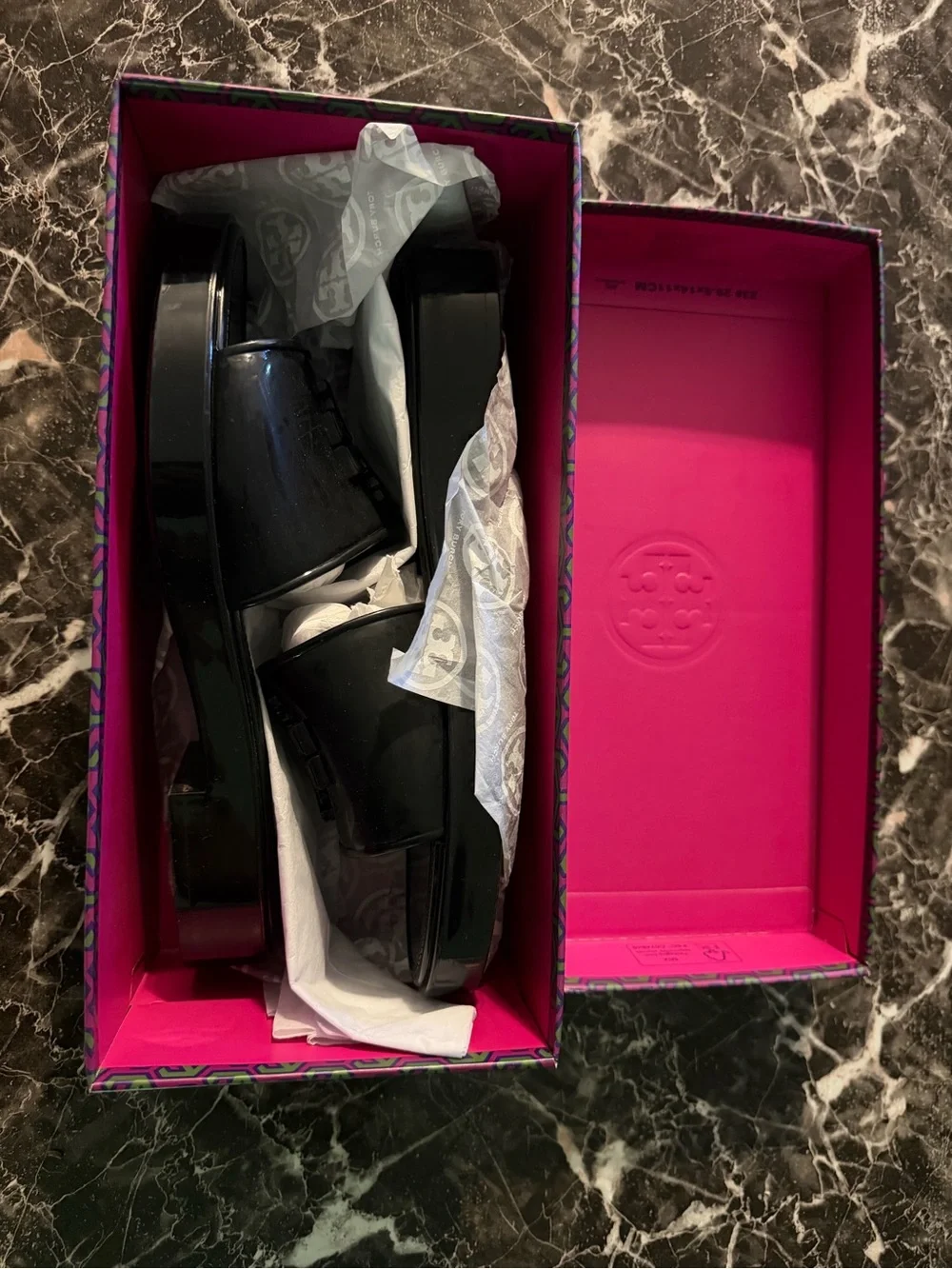 Tory Burch tory burch